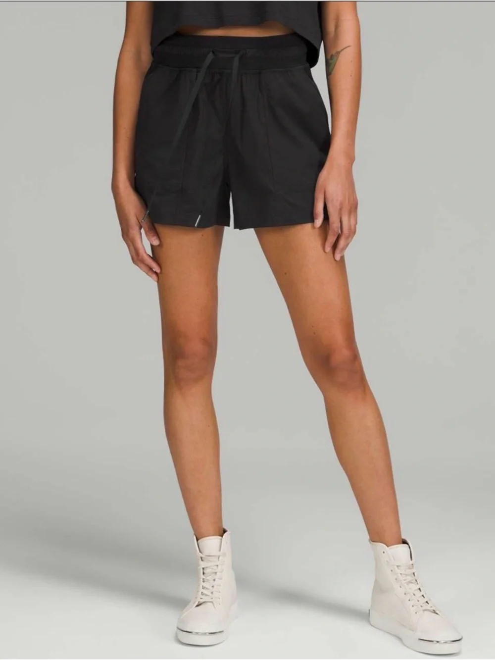 lululemon athletica Dance Studio Short 3.5”